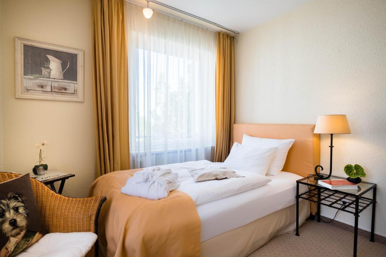 Hotel Zur Muehle Paderborn Exterior photo